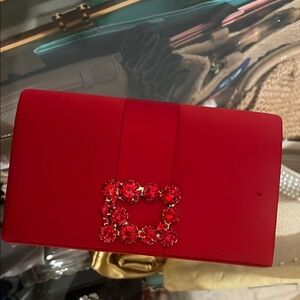 Red clutch